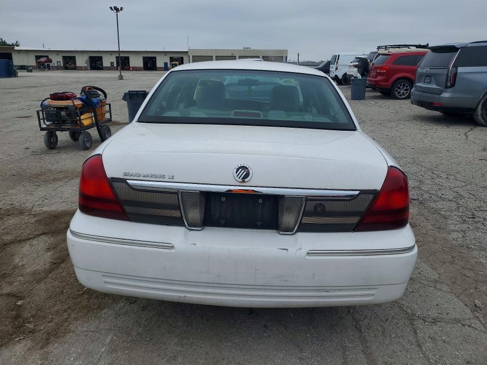 Aukcja sprzedaży 2011 Mercury Grand Marquis, vin: 2MEBM7FVXBX611455, numer aukcji: 70330056