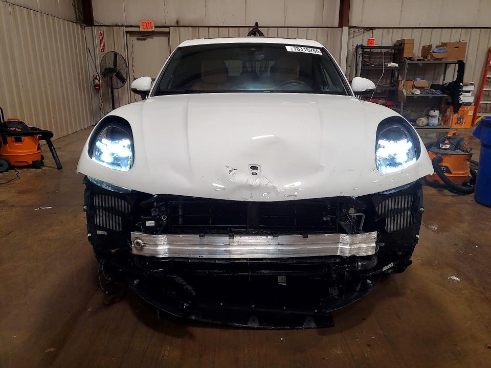 Продажа на аукционе авто 2021 Porsche Macan, vin: WP1AB2A55MLB35921, номер лота: 70315256