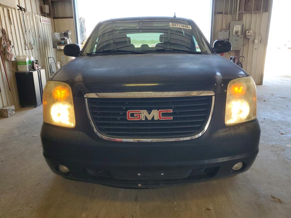 69711046 :رقم المزاد ، 1GKFC13J28R115304 vin ، 2008 Gmc Yukon مزاد بيع