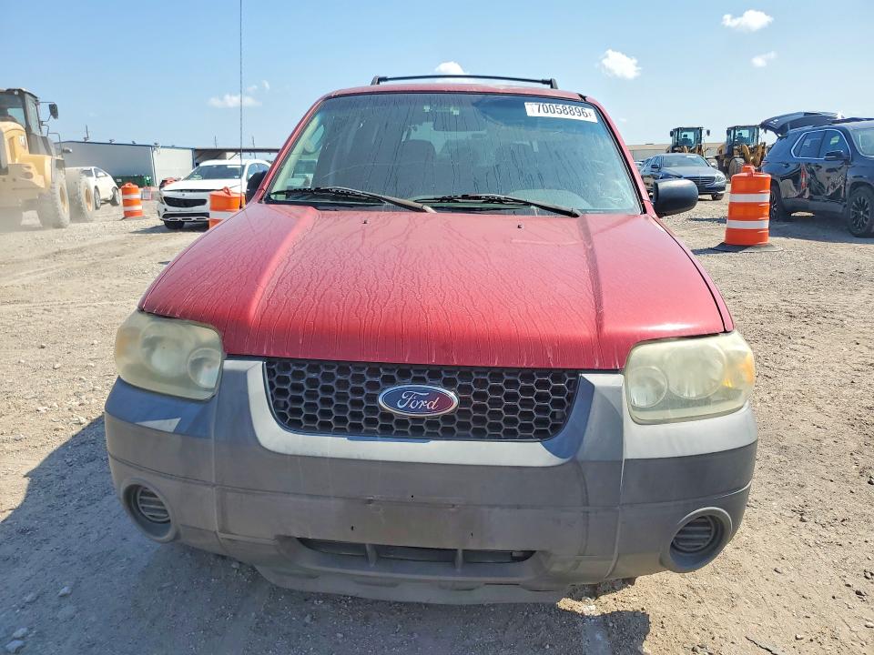 2005 Ford Escape მანქანა იყიდება აუქციონზე, vin: 1FMCU02Z55KC52458, აუქციონის ნომერი: 70058896