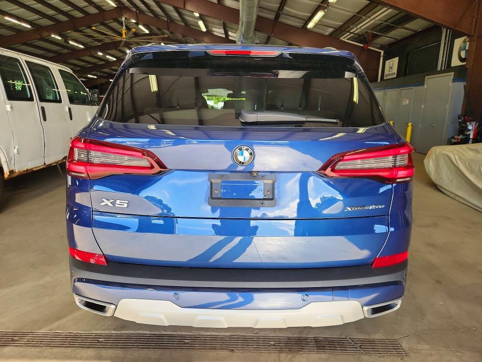 Продаж на аукціоні авто 2021 Bmw X5, vin: 5UXTA6C08M9F27585, номер лоту: 70132116