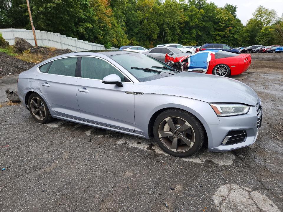70276816 :رقم المزاد ، WAUBNCF51KA029001 vin ، 2019 Audi A5 مزاد بيع