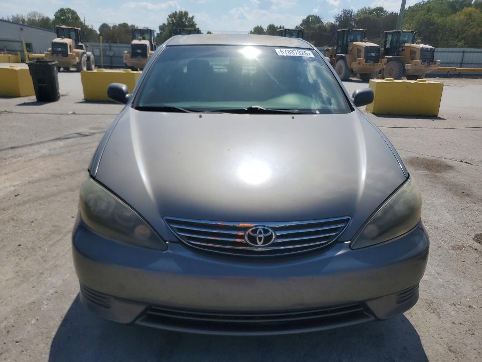 2005 Toyota Camry მანქანა იყიდება აუქციონზე, vin: 4T1BE32KX5U529655, აუქციონის ნომერი: 67887326