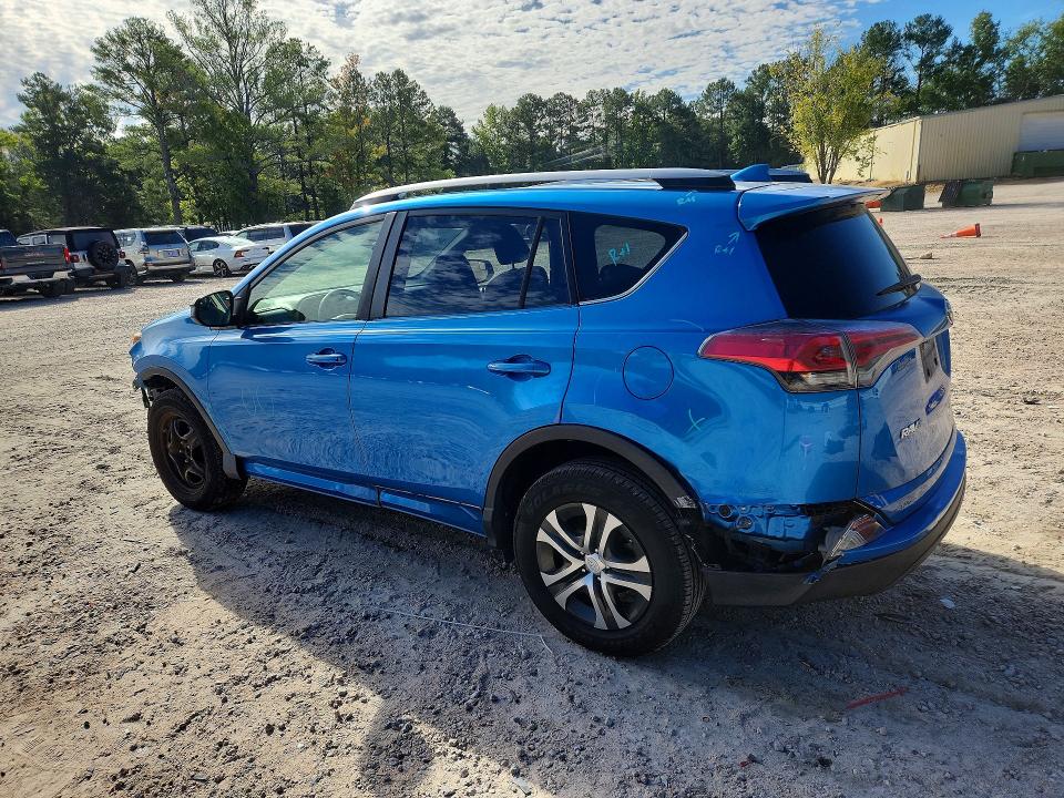 Aukcja sprzedaży 2017 Toyota Rav4, vin: JTMZFREV8HJ702801, numer aukcji: 70101616