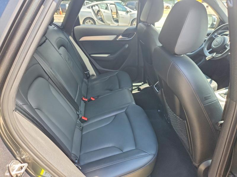 2018 Audi Q3 მანქანა იყიდება აუქციონზე, vin: WA1HCCFS7JR025523, აუქციონის ნომერი: 67800466