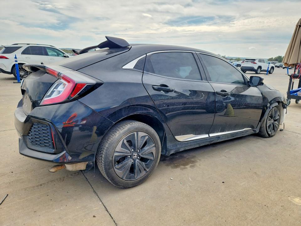70722676 :رقم المزاد ، SHHFK7H81HU416366 vin ، 2017 Honda Civic مزاد بيع