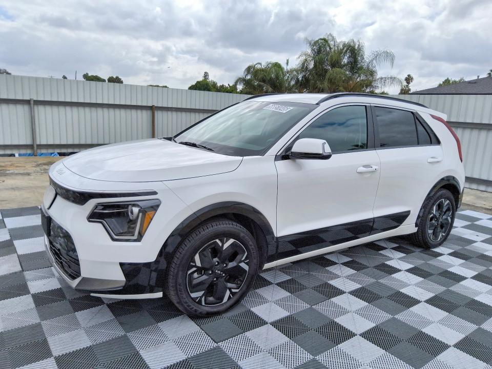 Продаж на аукціоні авто 2024 Kia Niro, vin: KNDCR3L19R5121442, номер лоту: 66851046