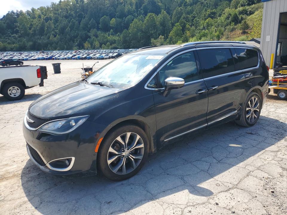 Продаж на аукціоні авто 2018 Chrysler Pacifica, vin: 2C4RC1GG3JR155236, номер лоту: 67692066