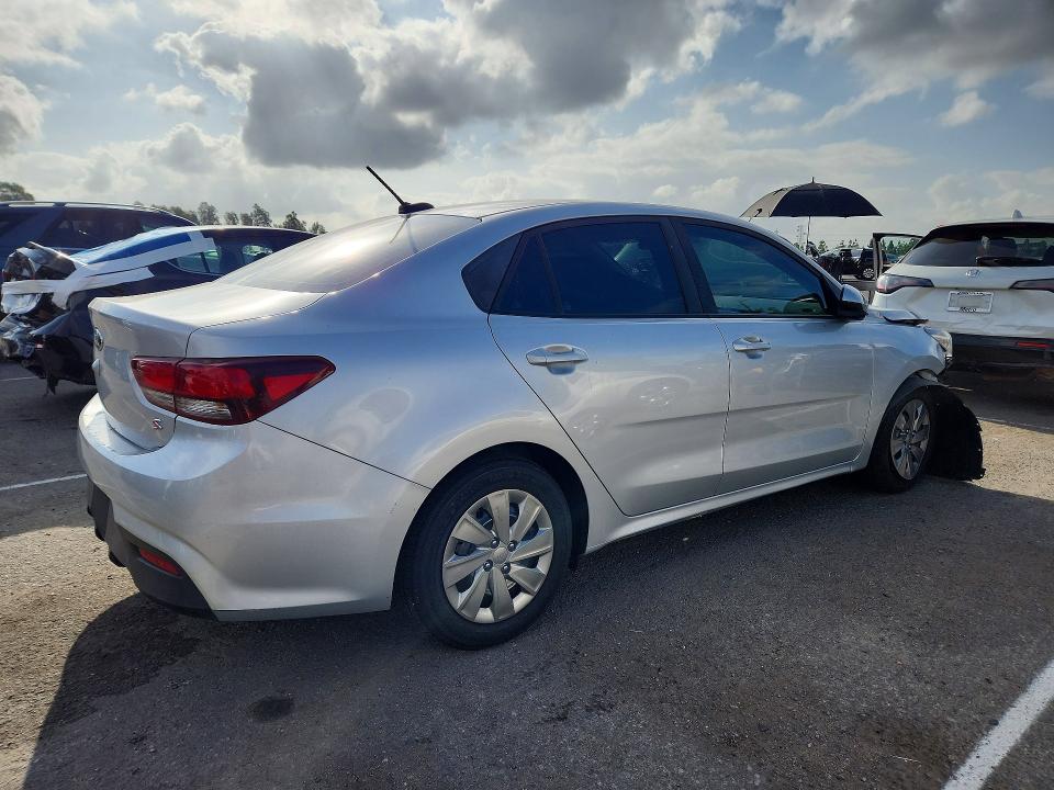 69186406 :رقم المزاد ، 3KPA24AD7LE274086 vin ، 2020 Kia Rio مزاد بيع