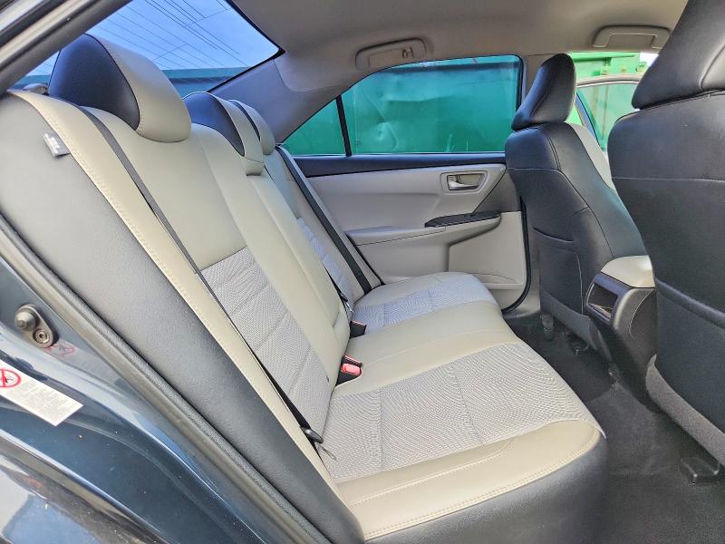 68943686 :رقم المزاد ، 4T1BF1FK9HU742273 vin ، 2017 Toyota Camry مزاد بيع
