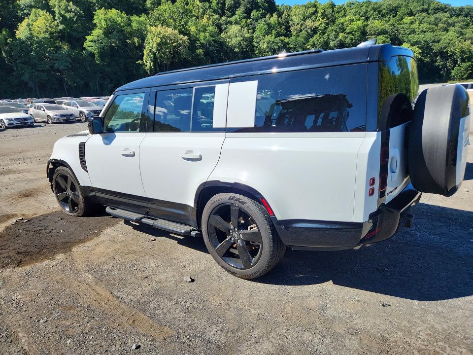 2025 Land Rover Defender მანქანა იყიდება აუქციონზე, vin: SALE2FEU5S2418438, აუქციონის ნომერი: 68842586