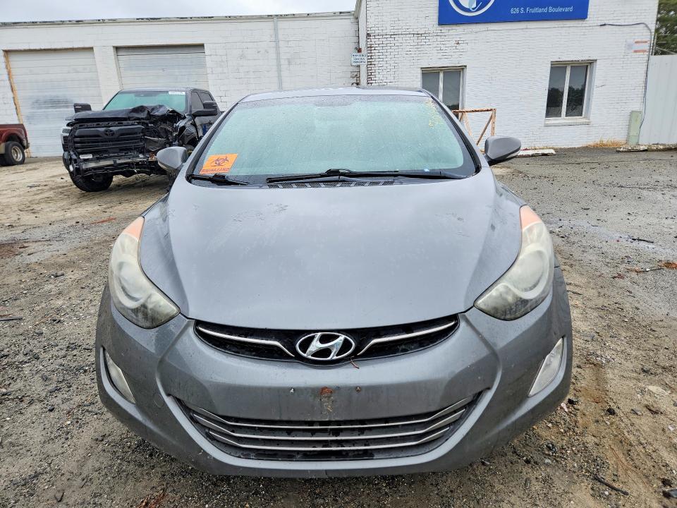 70142626 :رقم المزاد ، 5NPDH4AE2CH140747 vin ، 2012 Hyundai Elantra مزاد بيع