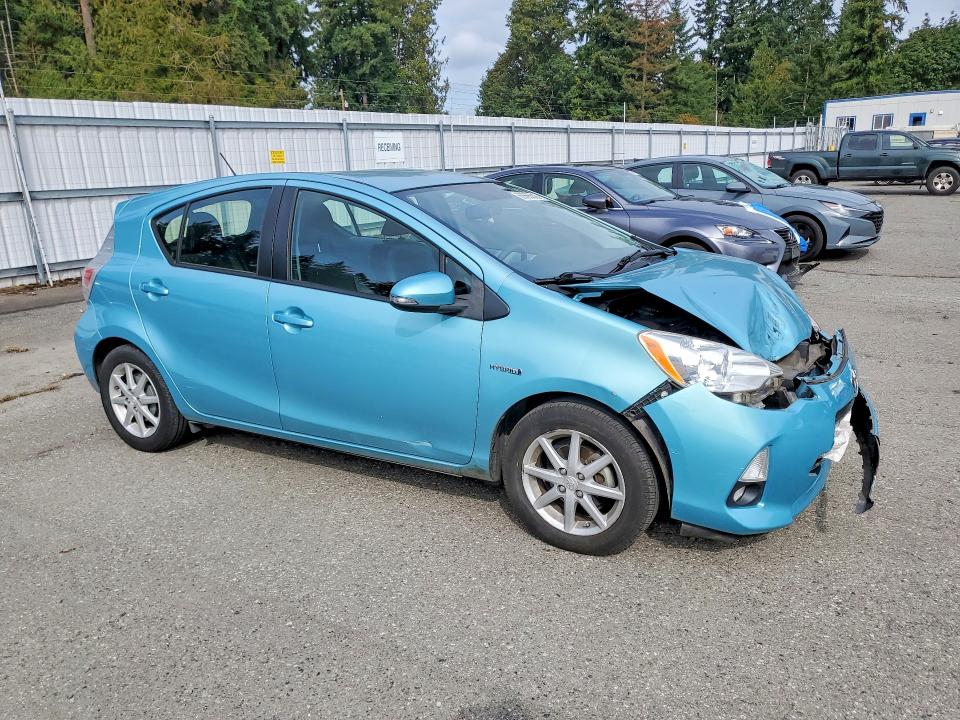 Продажа на аукционе авто 2012 Toyota Prius C, vin: JTDKDTB34C1014357, номер лота: 68695516