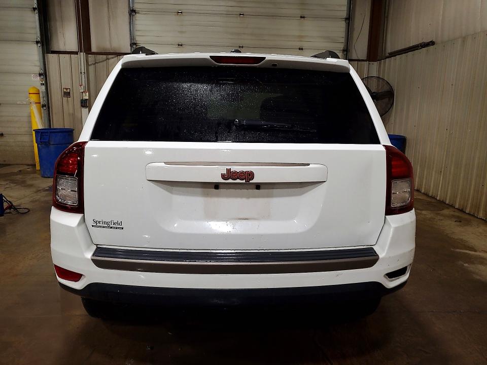 Продаж на аукціоні авто 2016 Jeep Compass, vin: 1C4NJCBB6GD800615, номер лоту: 70410216