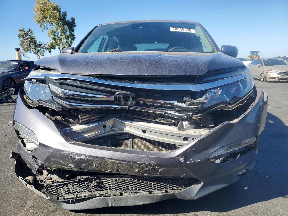 Продаж на аукціоні авто 2018 Honda Pilot, vin: 5FNYF6H62JB039544, номер лоту: 70840496