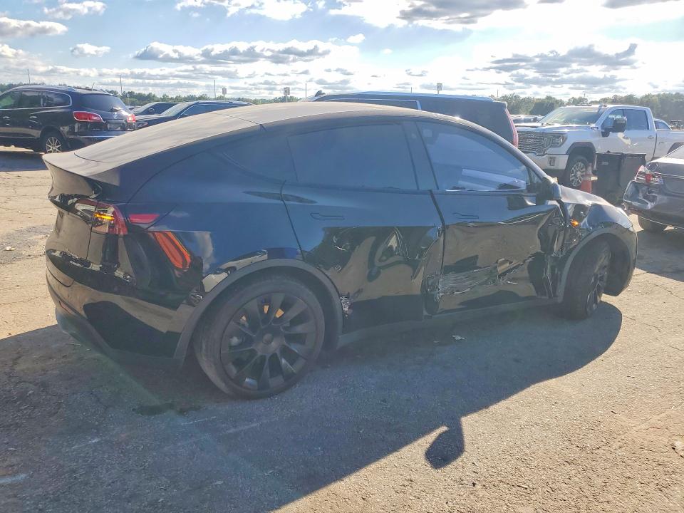 70257586 :رقم المزاد ، 5YJYGDEE9MF173145 vin ، 2021 Tesla Model Y مزاد بيع