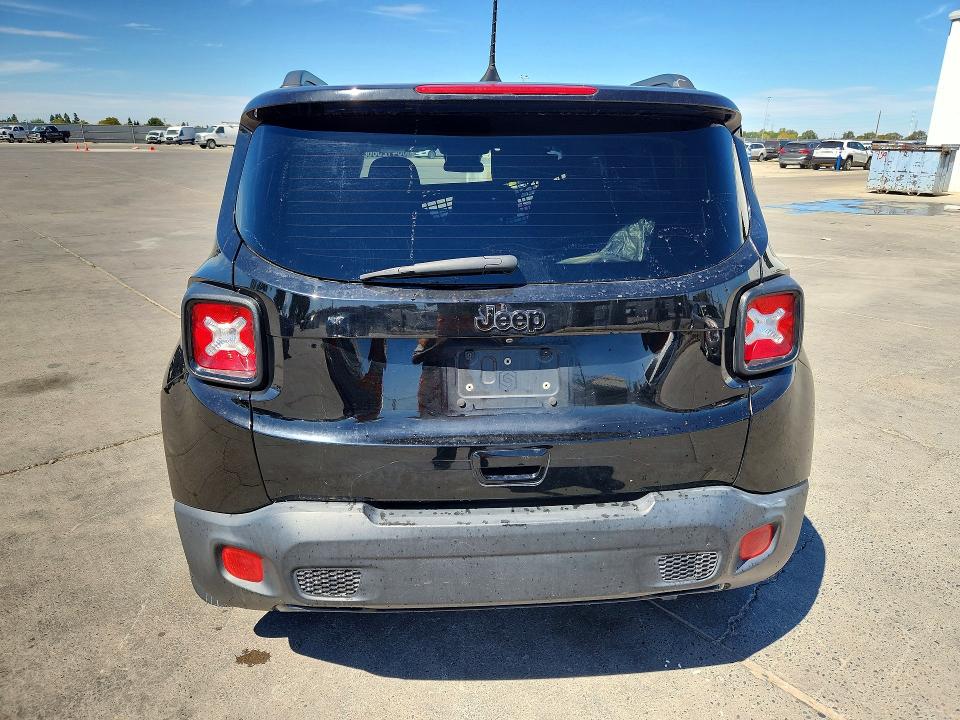 2018 Jeep Renegade მანქანა იყიდება აუქციონზე, vin: ZACCJABH7JPH94672, აუქციონის ნომერი: 68412586