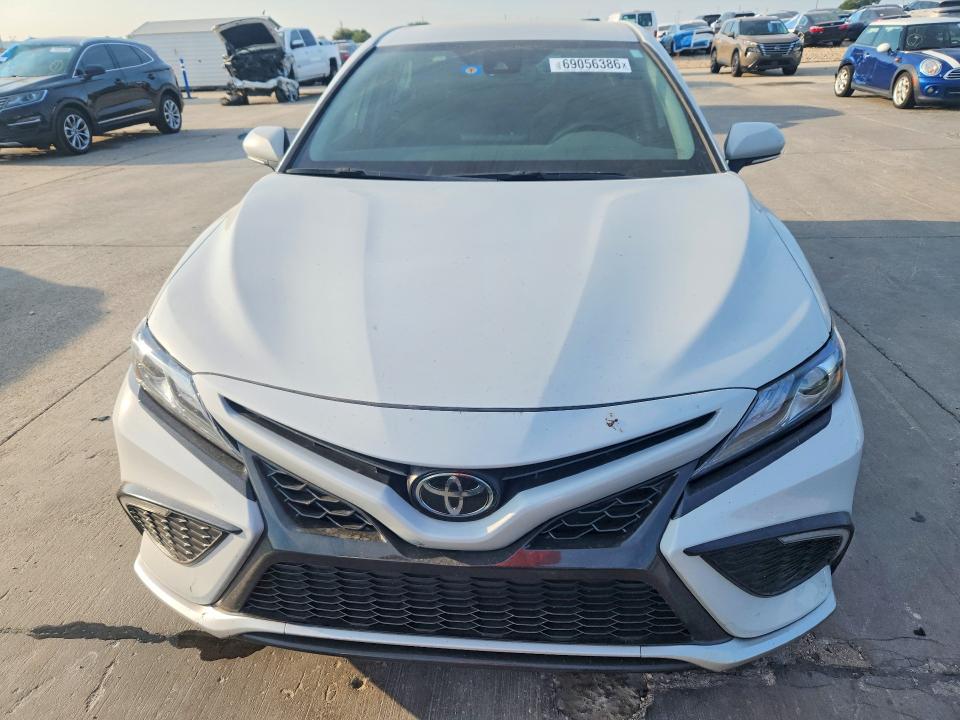 2023 Toyota Camry მანქანა იყიდება აუქციონზე, vin: 4T1K61AK9PU176489, აუქციონის ნომერი: 69056386