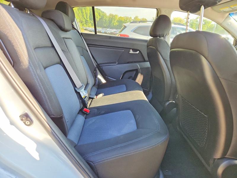 69124086 :رقم المزاد ، KNDPBCAC6G7826663 vin ، 2016 Kia Sportage مزاد بيع
