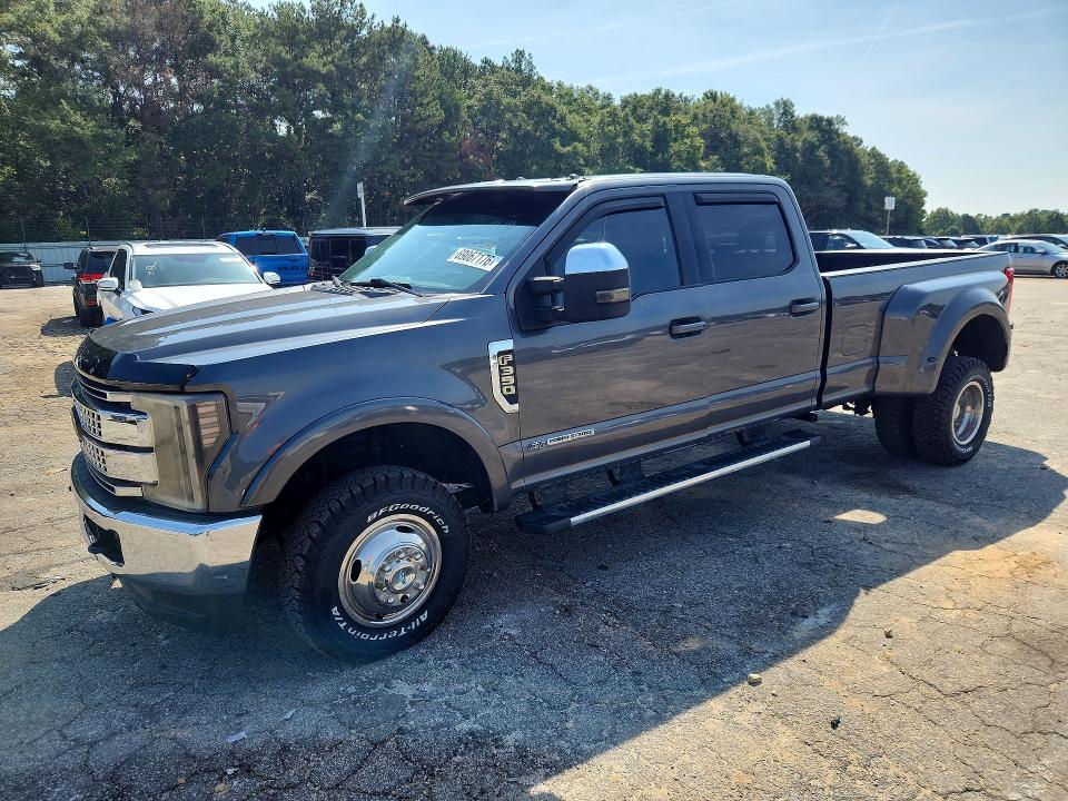69067176 :رقم المزاد ، 1FT8W3DT8KED77673 vin ، 2019 Ford F350 مزاد بيع