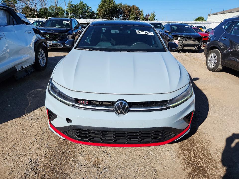 68272676 :رقم المزاد ، 3VW2T7BU8SM084168 vin ، 2025 Volkswagen Jetta مزاد بيع