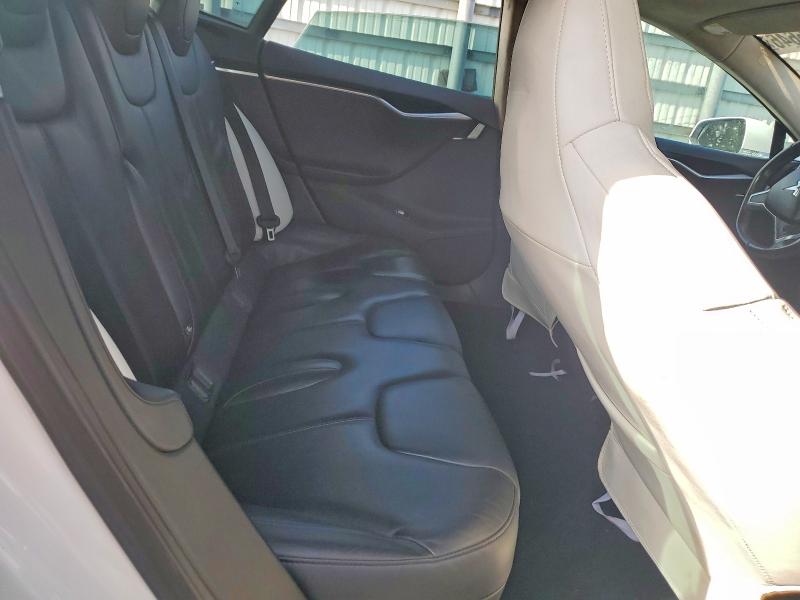 2015 Tesla Model S მანქანა იყიდება აუქციონზე, vin: 5YJSA1S22FF096735, აუქციონის ნომერი: 68415646
