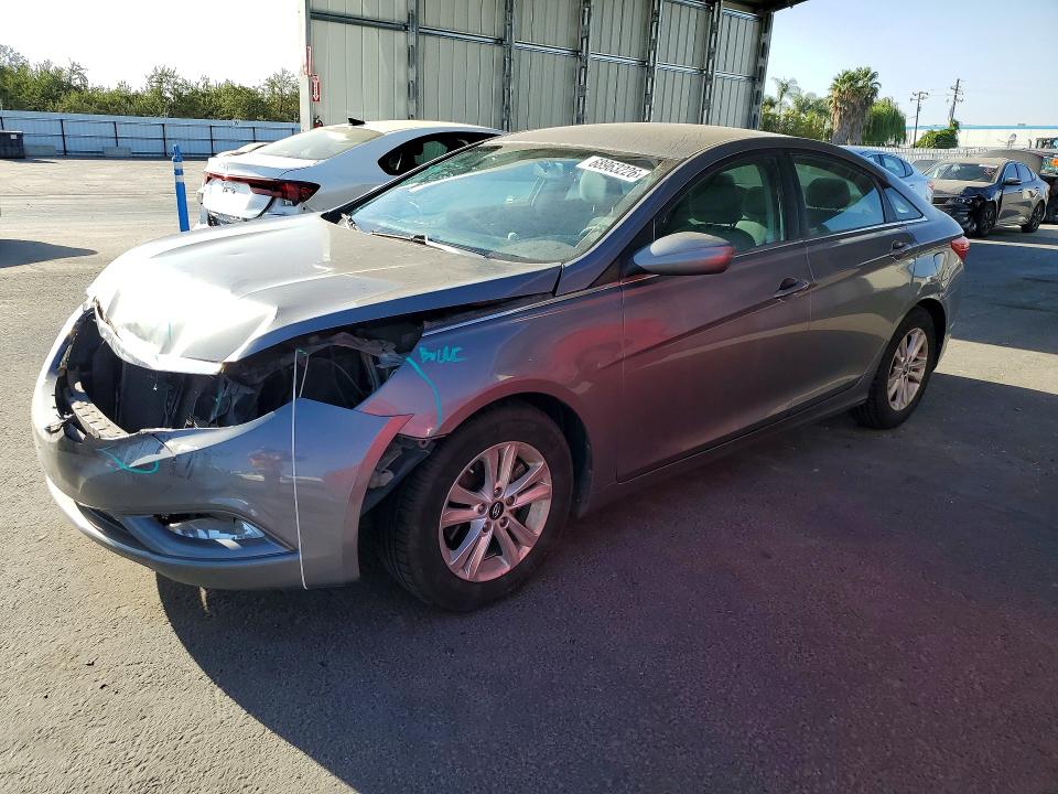 68963226 :رقم المزاد ، 5NPEB4AC9DH710183 vin ، 2013 Hyundai Sonata مزاد بيع