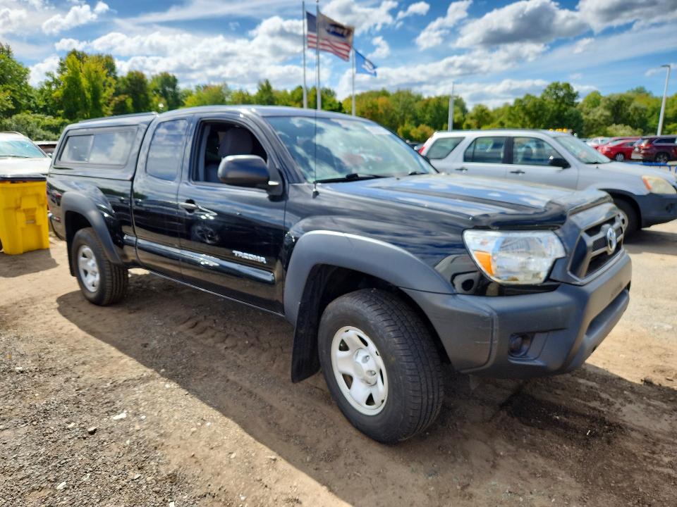 2015 Toyota Tacoma მანქანა იყიდება აუქციონზე, vin: 5TFUU4ENXFX135536, აუქციონის ნომერი: 69200136