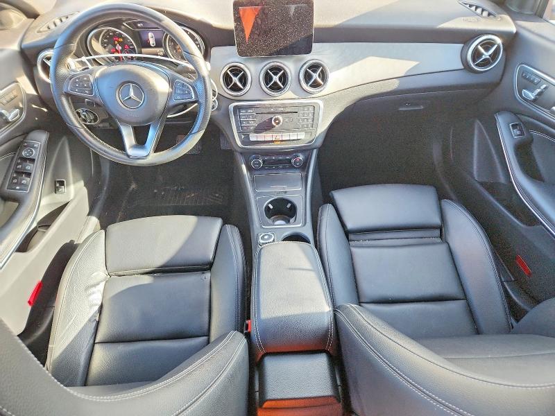 66584796 :رقم المزاد ، WDDSJ4EB6HN429283 vin ، 2017 Mercedes-benz Cla مزاد بيع