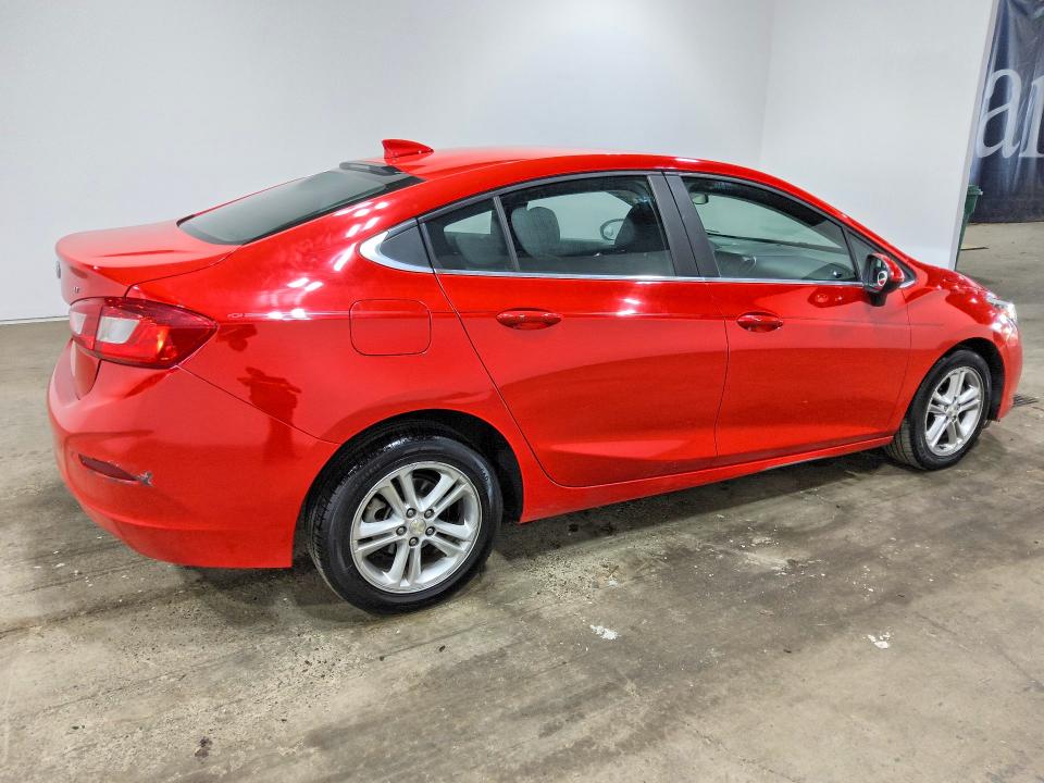 68379256 :رقم المزاد ، 1G1BE5SM7H7231030 vin ، 2017 Chevrolet Cruze مزاد بيع