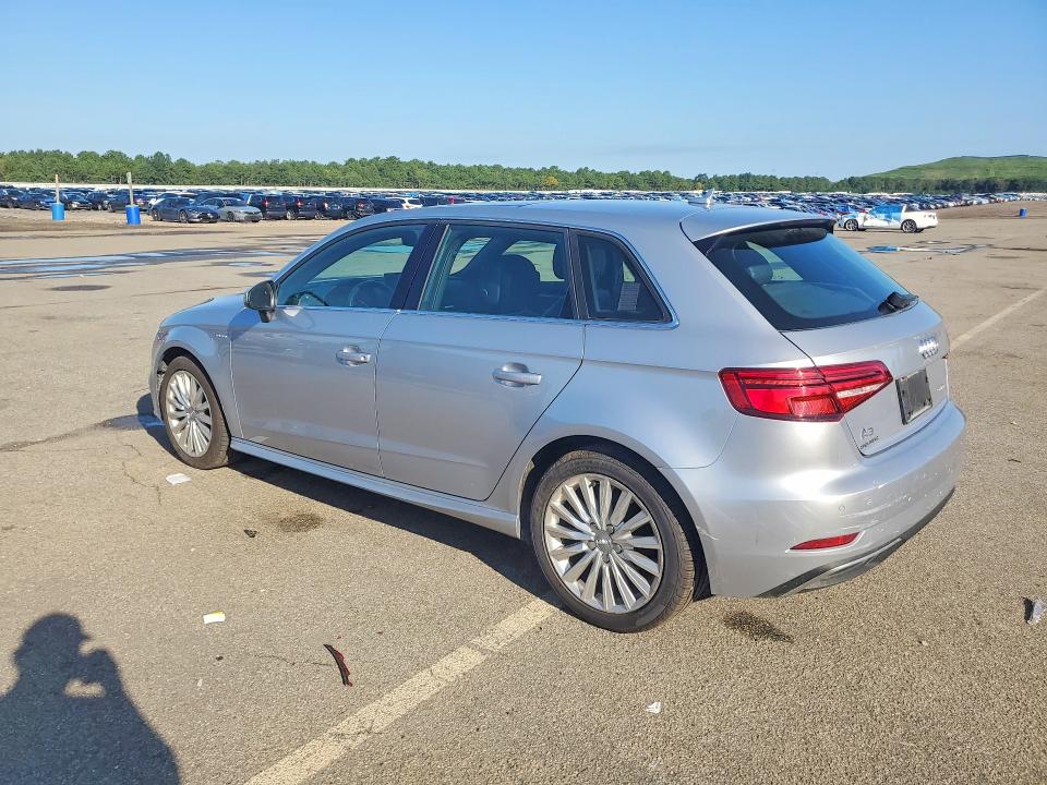 Aukcja sprzedaży 2017 Audi A3, vin: WAUTPBFF1HA056743, numer aukcji: 67907816