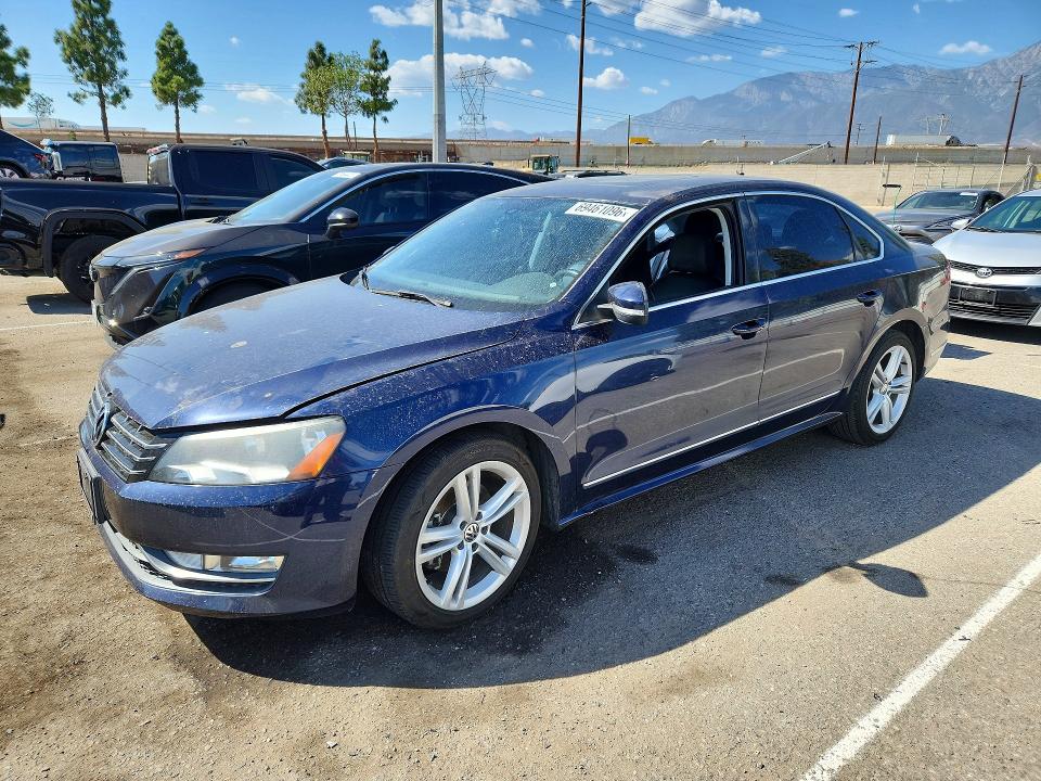 Продажа на аукционе авто 2013 Volkswagen Passat, vin: 1VWCN7A30DC033601, номер лота: 69461096