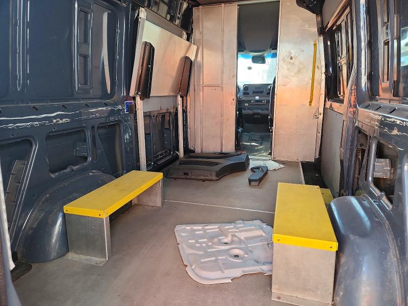 70811436 :رقم المزاد ، WD4PF0CD5KP057645 vin ، 2019 Mercedes-benz Sprinter مزاد بيع