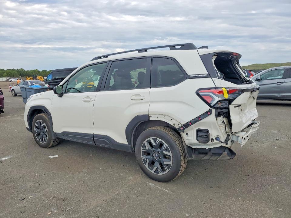 68388286 :رقم المزاد ، JF2SLDBC0SH447416 vin ، 2025 Subaru Forester مزاد بيع