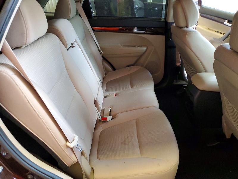 2015 Kia Sorento მანქანა იყიდება აუქციონზე, vin: 5XYKT3A61FG574310, აუქციონის ნომერი: 70022686
