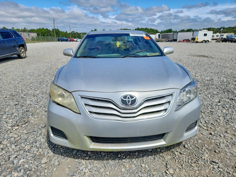 2010 Toyota Camry მანქანა იყიდება აუქციონზე, vin: 4T4BF3EK5AR044137, აუქციონის ნომერი: 70503056