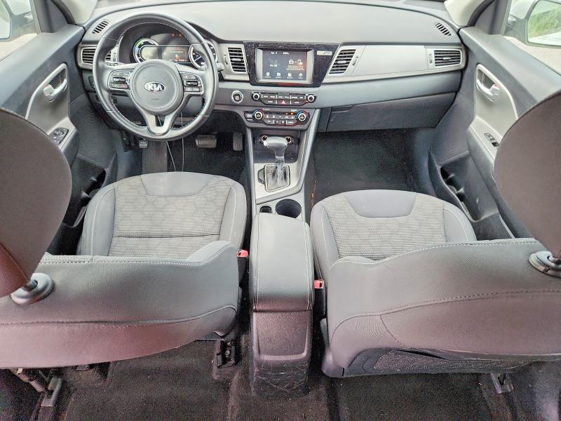 68177386 :رقم المزاد ، KNDCB3LC7H5074674 vin ، 2017 Kia Niro مزاد بيع