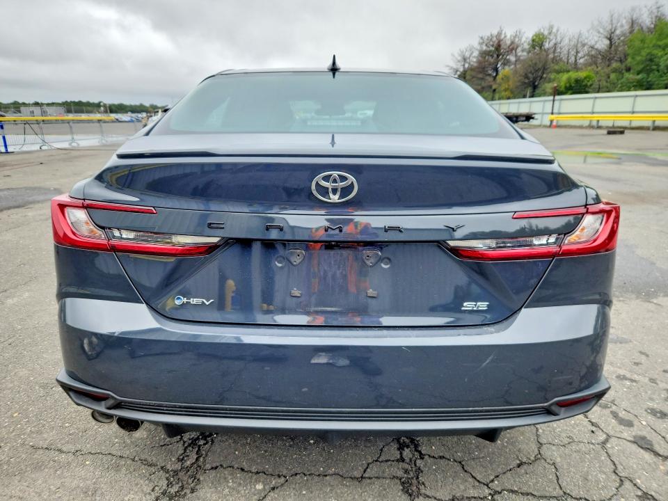 Продаж на аукціоні авто 2025 Toyota Camry, vin: 4T1DAACK2SU076876, номер лоту: 70817156
