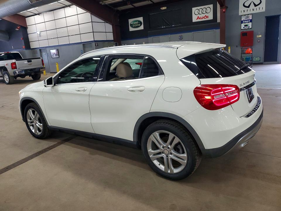 2015 Mercedes-benz Gla მანქანა იყიდება აუქციონზე, vin: WDCTG4GB3FJ093150, აუქციონის ნომერი: 71033536