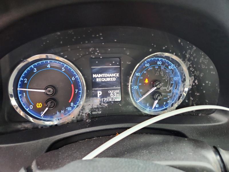 68870616 :رقم المزاد ، 2T1BURHE2HC943395 vin ، 2017 Toyota Corolla مزاد بيع