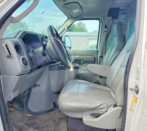 66975586 :رقم المزاد ، 1FTNS2EWXBDA75955 vin ، 2011 Ford Econoline مزاد بيع