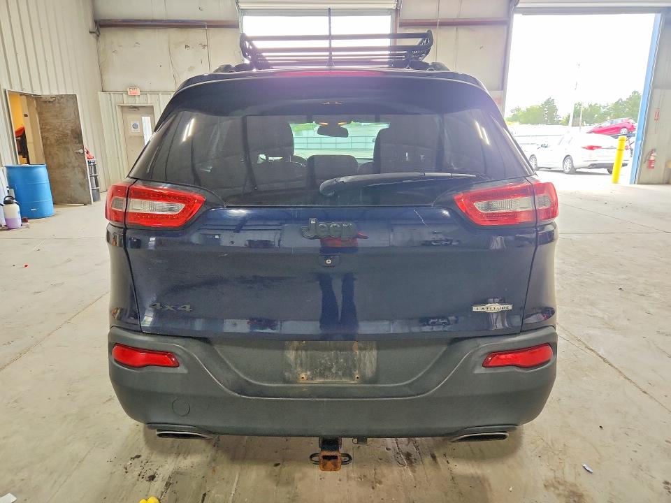 2015 Jeep Cherokee მანქანა იყიდება აუქციონზე, vin: 1C4PJMCS8FW521957, აუქციონის ნომერი: 69158876
