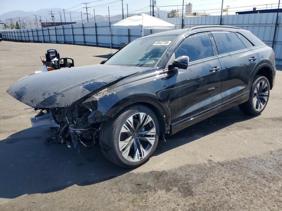Auction sale of the 2025 Audi Q8, vin: WA1EVBF19SD015427, lot number: 69447736