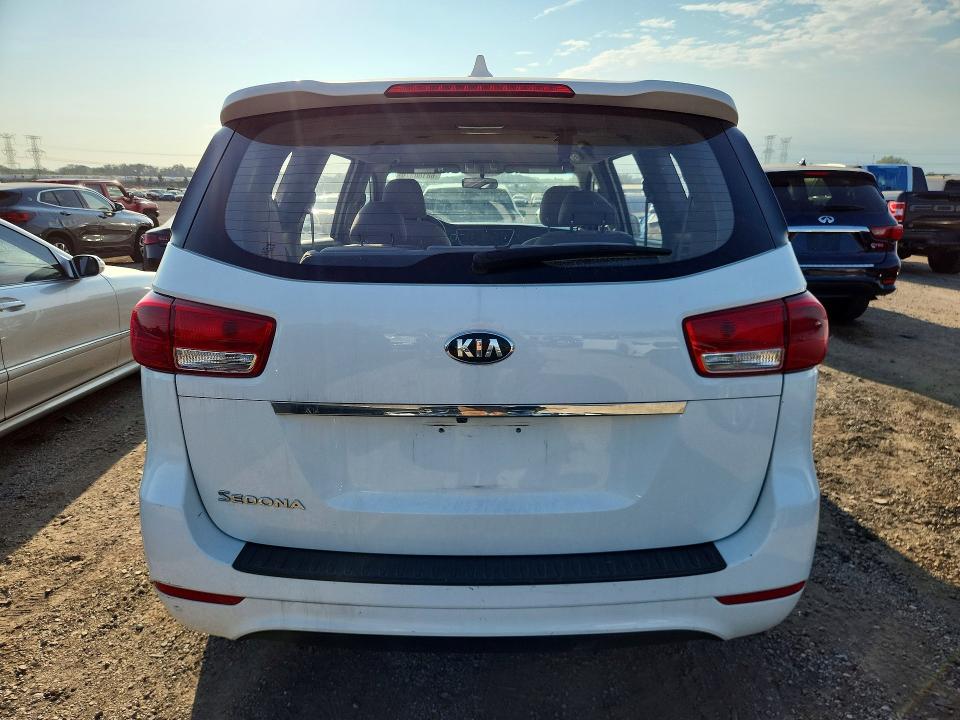 Продажа на аукционе авто 2017 Kia Sedona, vin: KNDMA5C17H6283506, номер лота: 68180376