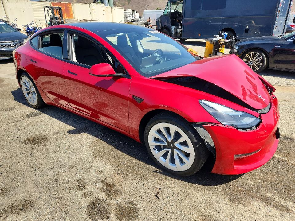 Продажа на аукционе авто 2022 Tesla Model 3, vin: 5YJ3E1EB1NF270698, номер лота: 69246866