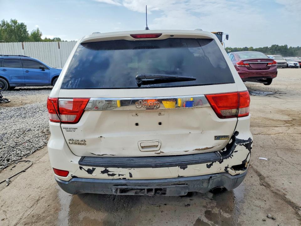 67751826 :رقم المزاد ، 1J4RR4GG8BC617651 vin ، 2011 Jeep Grand Cherokee مزاد بيع