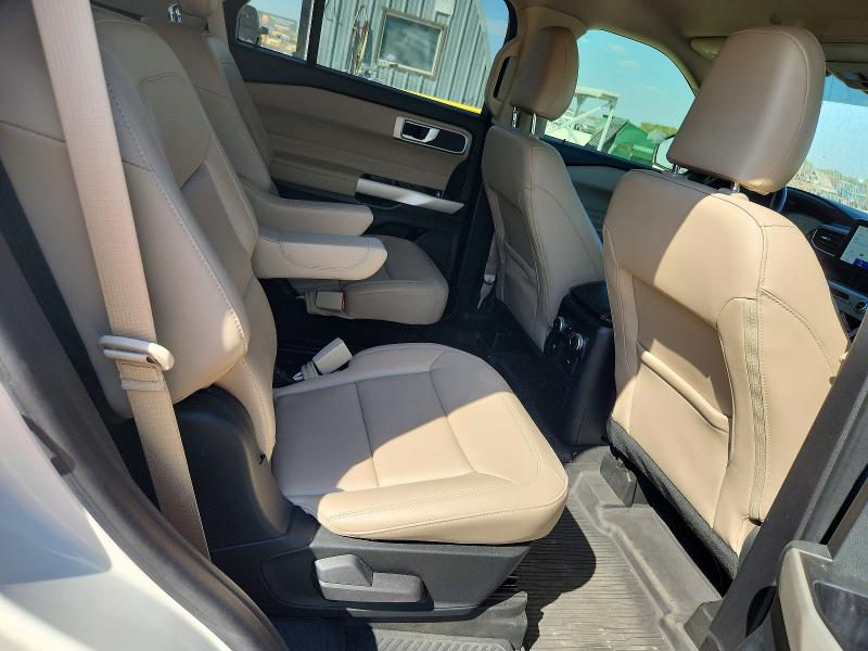 Продажа на аукционе авто 2022 Ford Explorer, vin: 1FMSK8DH3NGB15901, номер лота: 65636386