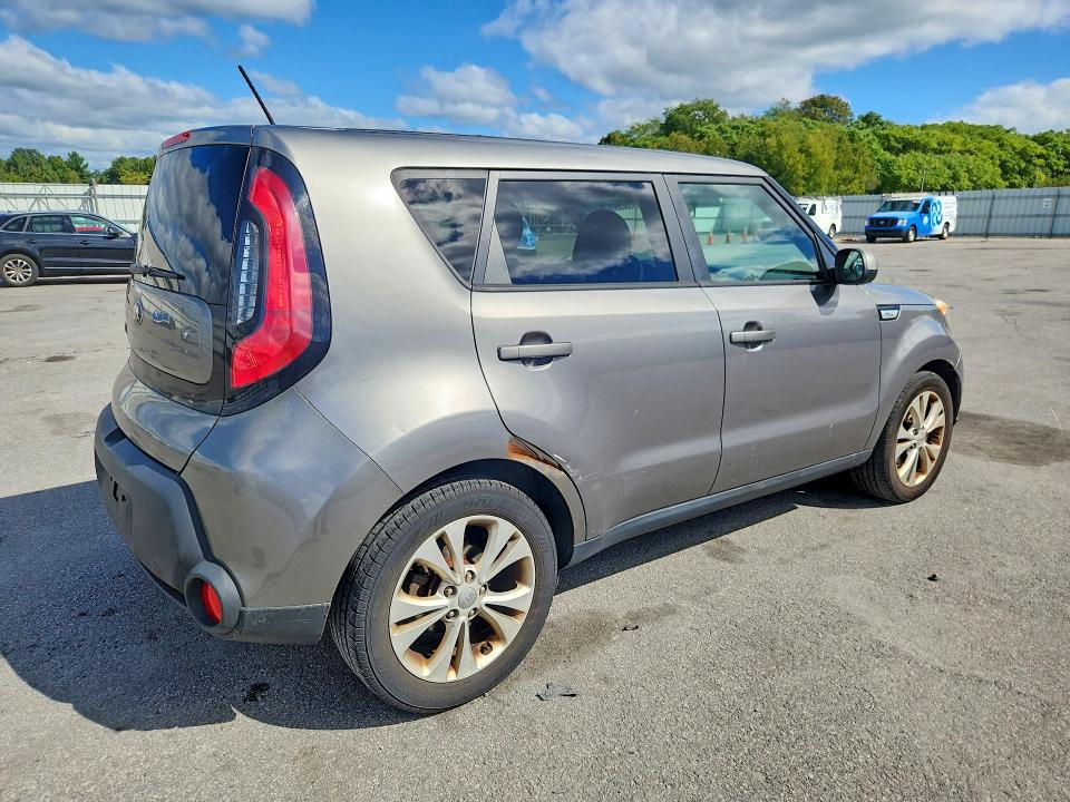 70464346 :رقم المزاد ، KNDJP3A54F7212427 vin ، 2015 Kia Soul مزاد بيع