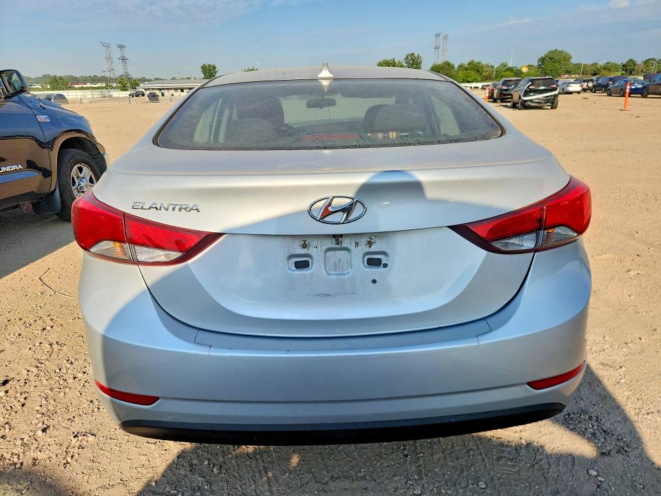 67893656 :رقم المزاد ، 5NPDH4AE4FH590310 vin ، 2015 Hyundai Elantra مزاد بيع