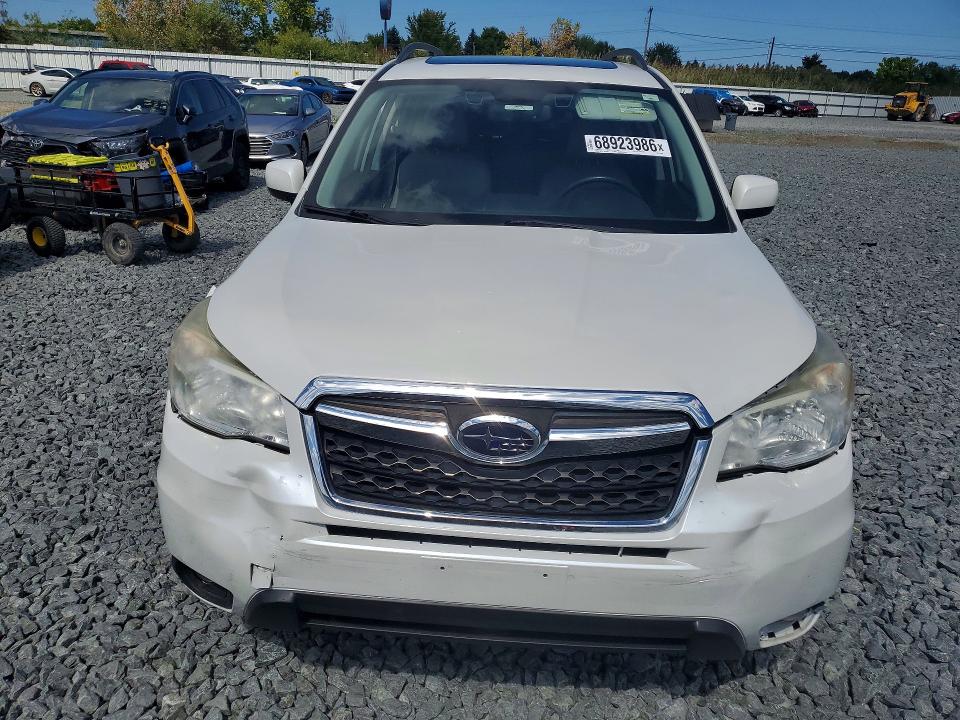 68923986 :رقم المزاد ، JF2SJARC5FH518609 vin ، 2015 Subaru Forester مزاد بيع
